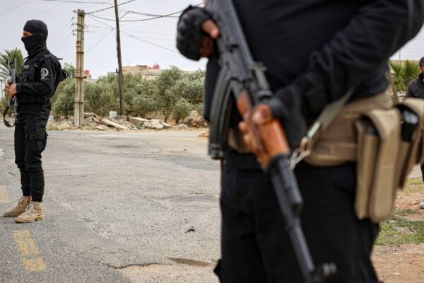 Conflito Siria Sweida: 30 Mortes em Clashes – Crise na Síria!